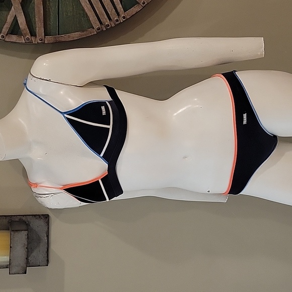 Triangl Neoprene Zodiac Velvet Bikini - Picture 3 of 16